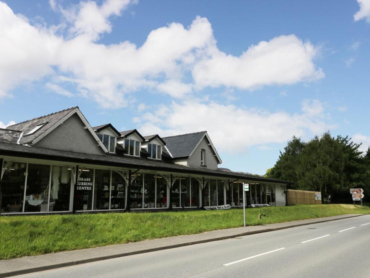 Station Apartment Llanberis Exterior photo